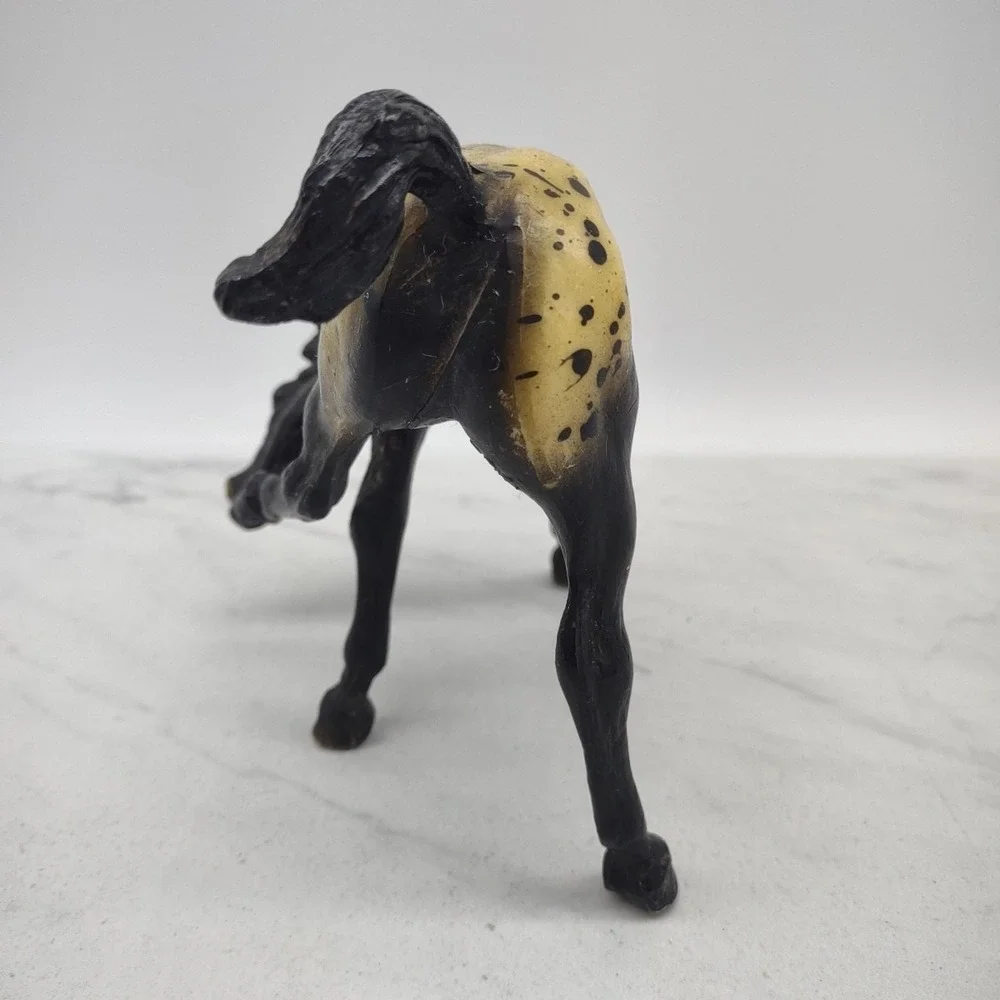 Breyer vintage horses